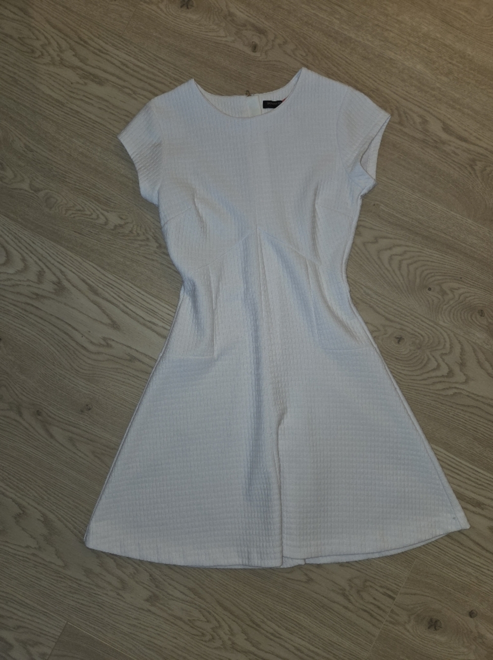 EUC Banana Republic White Cap Sleeve Fit And Flare Dress - SIZE 0